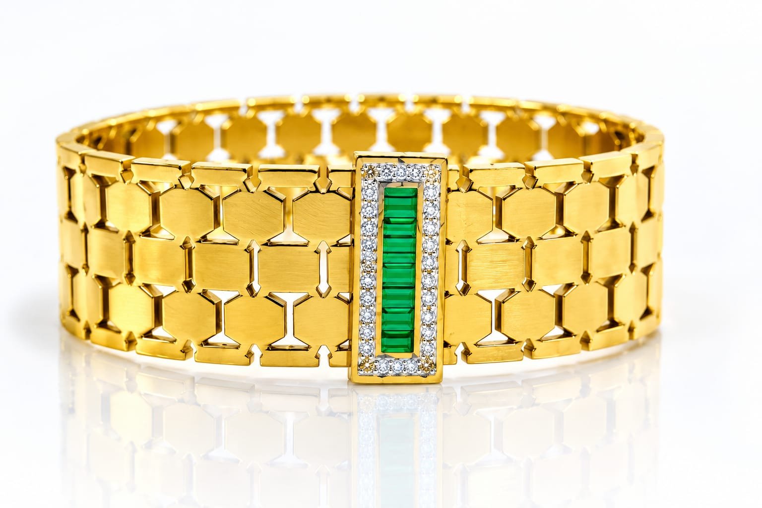 stainless steelLuxury  Geometric Link Bracelet with Green Stone and Crystal Clasp